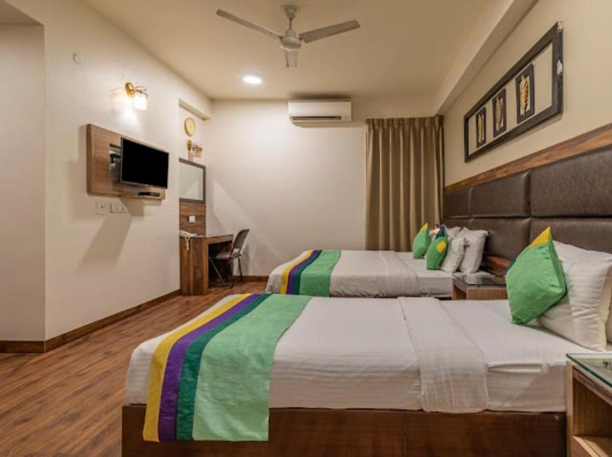 Hotel Imperial Park Sector 45 Gurgaon Dış mekan fotoğraf