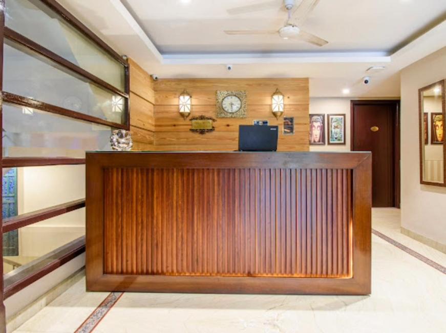 Hotel Imperial Park Sector 45 Gurgaon Dış mekan fotoğraf